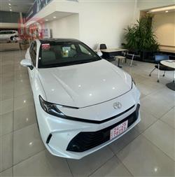 تۆیۆتا کامری